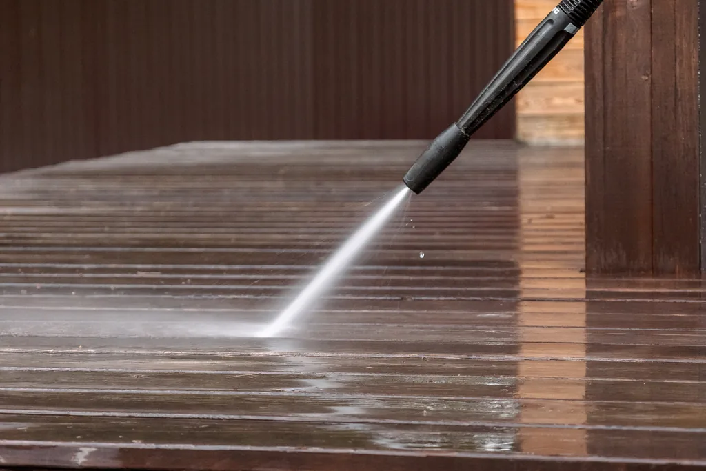 Cleaning a wood deck surface before staining